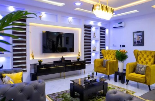 Ojodu Apartamento | Infinity Gold Homes
