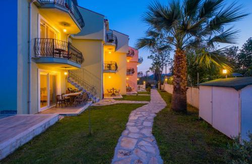 Ciftlik Complejo | Infinity Lily Apartments