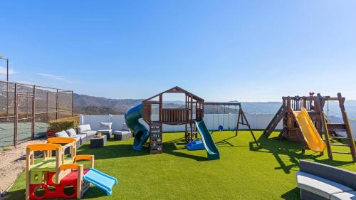 Poway Casa | Infinity Pool Theater Pickleball 360 Views Near Lake Poway Sunset Point Estate by AvantStay