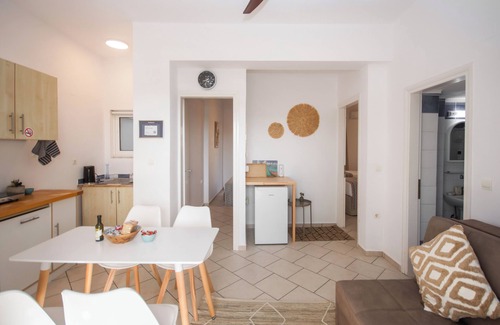Afrata Apartamento | Infinity Wellness Apartment Hotel