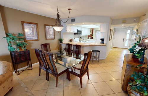 Holiday Isle Condominio | Inlet Reef 217 2 Bedroom Condo by RedAwning