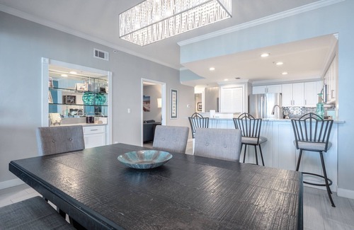Clipper Cove Condominio | The Inn At Crystal Beach # 305: 3 BR / 3 BA condo en Destin, capacidad para 12