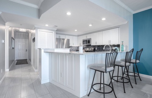 Clipper Cove Condominio | The Inn At Crystal Beach # 305: 3 BR / 3 BA condo en Destin, capacidad para 12
