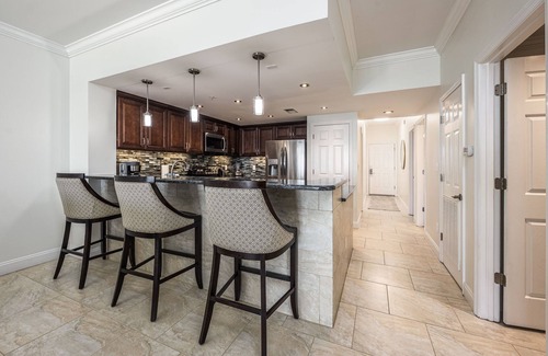 Crystal Shores Condominio | Inn at Crystal Beach 307 Luxury Beachfront Condo