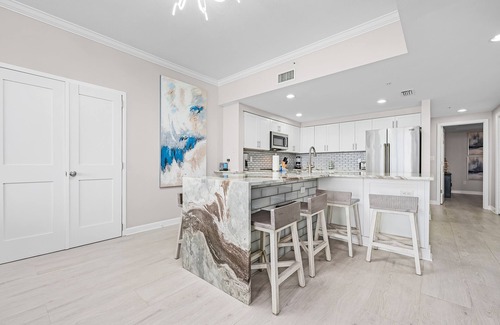 Clipper Cove Condominio | The Inn At Crystal Beach # 503b: 2 BR / 2 BA condo en Destin, capacidad para 6
