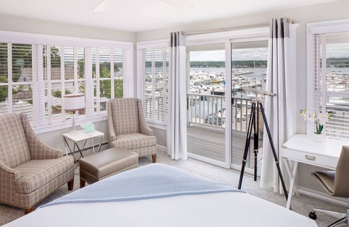 Niantic Cama Y Desayuno | Inn at Harbor Hill Marina