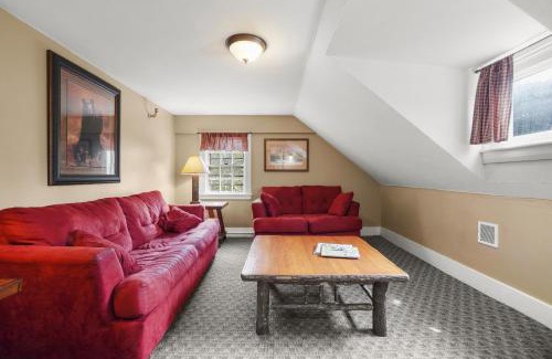 Jackson Hotel | Inn at Whitney's Farm