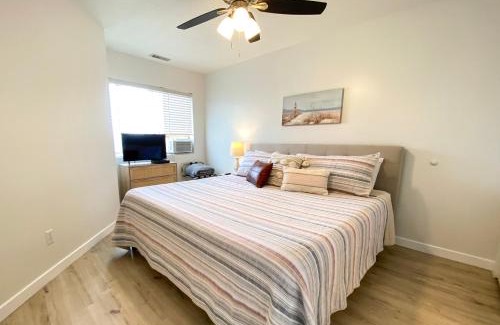 Harbor Village Casa | Inn Building Condo 213 Pet friendly, Patio view