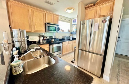 Henderson Point Condominio | Inn by the Sea Unit 111