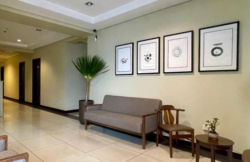 Bangkal Hotel | Inn De Avenida, Makati