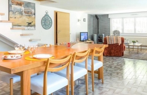 Epinal Casa | Casa rural Épinal, 2 dormitorios, 4 personas
