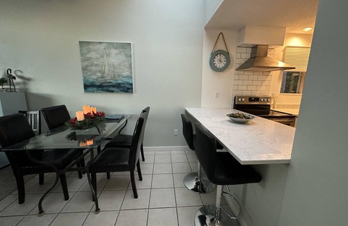 Regional District of Nanaimo Condominio | FRENTE AL MAR con impresionantes vistas ~ Inn of the Sea ~ Oceanside Pool & Hot Tub