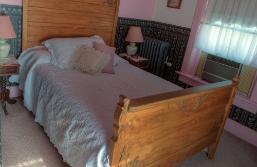 Allerton Cama Y Desayuno | Inn of the Six-Toed Cat