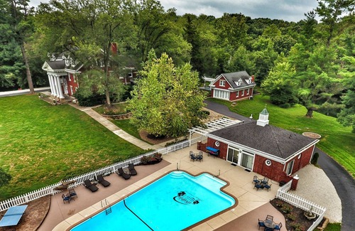 Excelsior Springs Cama Y Desayuno | Inn on Crescent Lake B&B