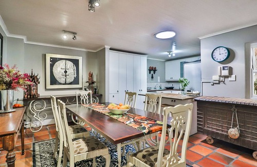 Pinelands Casa | Inn Style Guesthouse