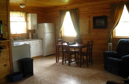 French River Cabaña | Inn The Woods, Deluxe PEI Cottages - Cottage 2
