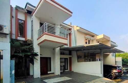 Semarang Casa | INNCA - Rooms at Villa Jatidiri, Semarang