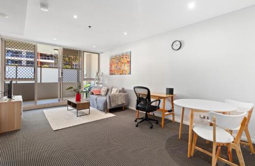 Waterloo Apartamento | Inner-city Stay with Pool and Gym Access