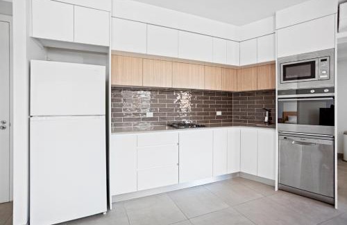 Marrickville Apartamento | Inner West 1BR & Balcony - Mins to CBD