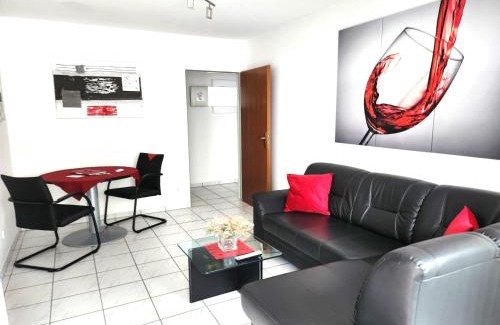Bad Kreuznach Apartamento | Innovative 2-Zimmer-Ferienwohnung am Kurpark