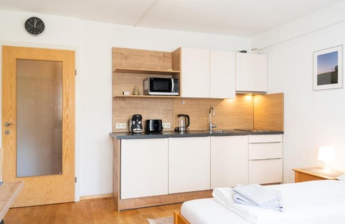 Pradl Apartamento | Innsbruck Studio by MO