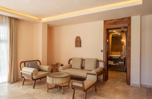 Bodrum City Center Hotel | Inone Mucho Selection Hotel