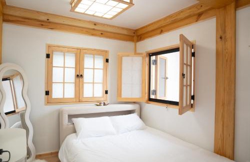 Jongno Villa | Insarang