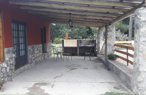 Cortaderas Casa | Inserto en la naturaleza, a 700m de ruta une todas las atracciones turísticas.