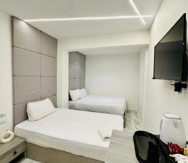 Shurtah al-Dakhlah Hotel | Inside Pyrmids Inn