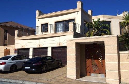 West Beach Casa | Inside residence