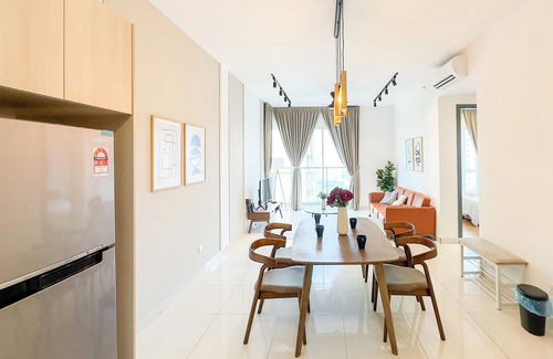 Kampung Segambut Dalam Apartamento | Inspirasi Mont Kiara by Airhost