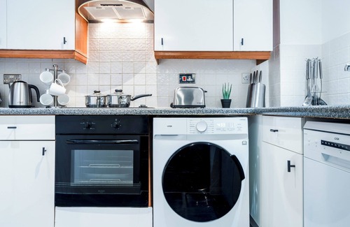 Hemel Hempstead Apartamento | InSpires House For Contractors, Families, Relocators, Free Parking