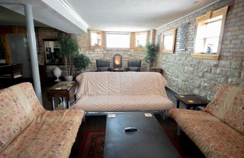 Lake View East Apartamento | Inspiring Grotto Sleeps 10-20 Free TV & Parking