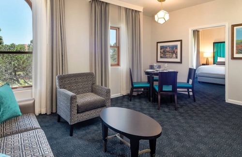 East Village Complejo | Instant Booking 30% off - WorldMark Balboa Park (1 Bedroom with Queen Bed)
