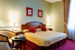 Sol Hotel | Intelier Palacio San Martin