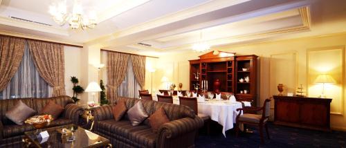 Medina Hotel | InterContinental Dar Al Iman Madinah by IHG