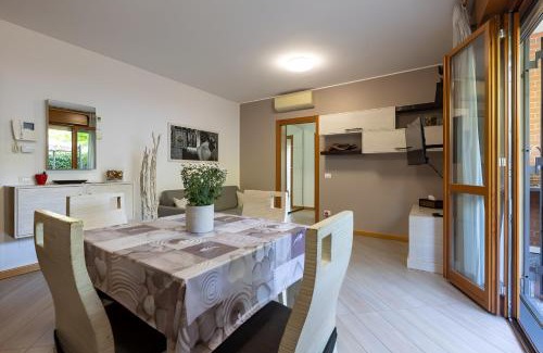 Trezzano sul Naviglio Apartamento | Intero appartamento con giardino e posto auto