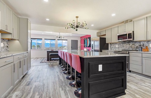 Cimarron Hills Casa | Interstellar Villa with 180° Mountain Range Views