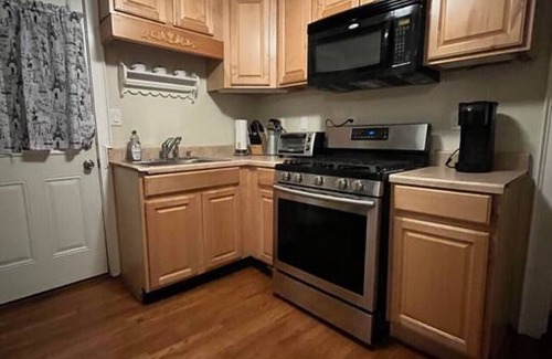 Binghamton Apartamento | Intimate 1 Bedroom Apt by UHS