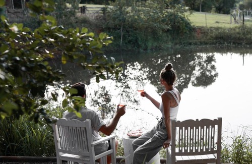 Palmwoods Casa | Into the Woods - Outdoor Bath, Firepit & Wood Fired Pizza Oven near Montville