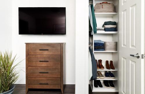 Pike Hotel | InTown Suites Extended Stay Indianapolis IN - Traders Point