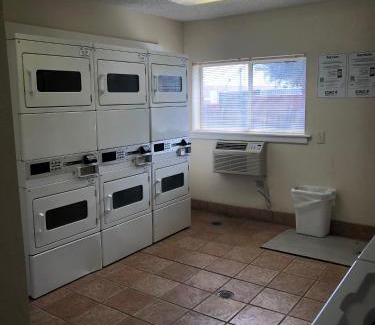 Dallas Hotel | InTown Suites Extended Stay Dallas TX - Love Field Airport