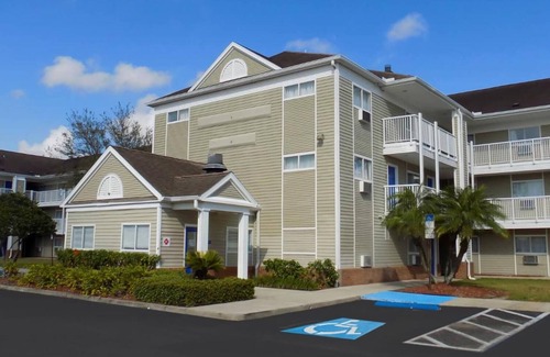 Greater Palm River Point CDC Apartamento | InTown Suites Extended Stay Tampa FL