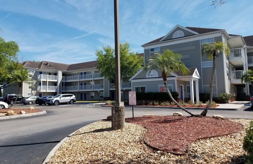 Greater Palm River Point CDC Apartamento | InTown Suites Extended Stay Tampa FL