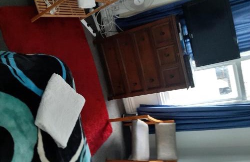 Linwood Cama Y Desayuno | Intrepid Bed and Breakfast Christchurch