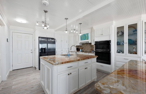 South Padre Island Condominio | Inverness 1104-Elegant coastal penthouse;Beachfront balcony & pool