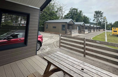 South Galson Cabina | Inverness Lodge-Free Parking-Balcony-Sleeps 4