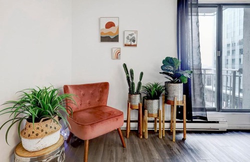 Quartier des Spectacles Apartamento | Inviting 1BR on Rene Levesque