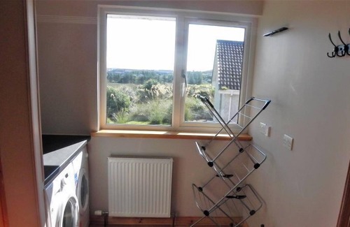 Isle of Lewis Casa | Inviting 2-Bed House in Isle of Lewis