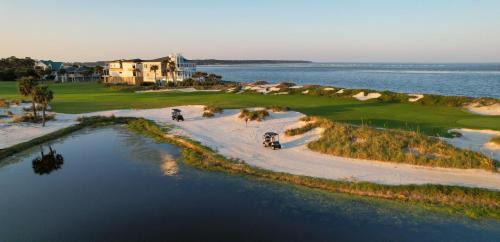 Blue Heron Lake Casa | Inviting 3-Bed, 3-Bath Home offers perfect blend of comfort and coastal charm